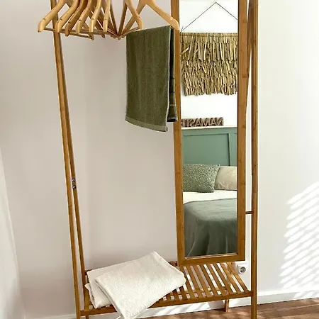 Πανσιόν Lc-house Πόντα Ντελγκάντα