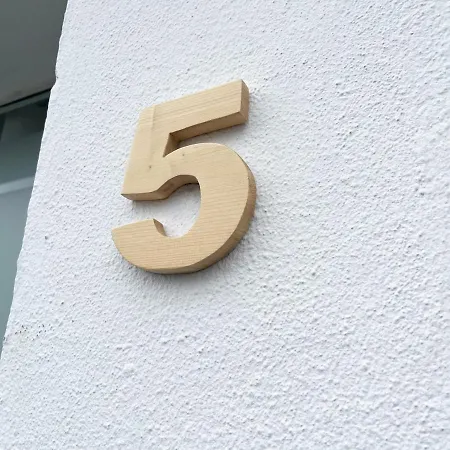 Lc-house Πανσιόν Πόντα Ντελγκάντα