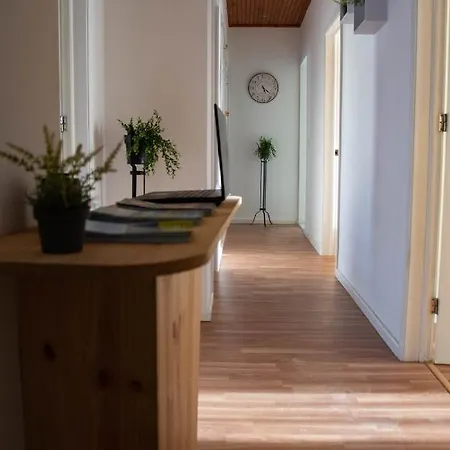 Lc-house Πανσιόν *