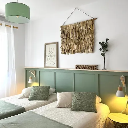 Lc-house Guest house *