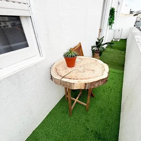 Lc-house