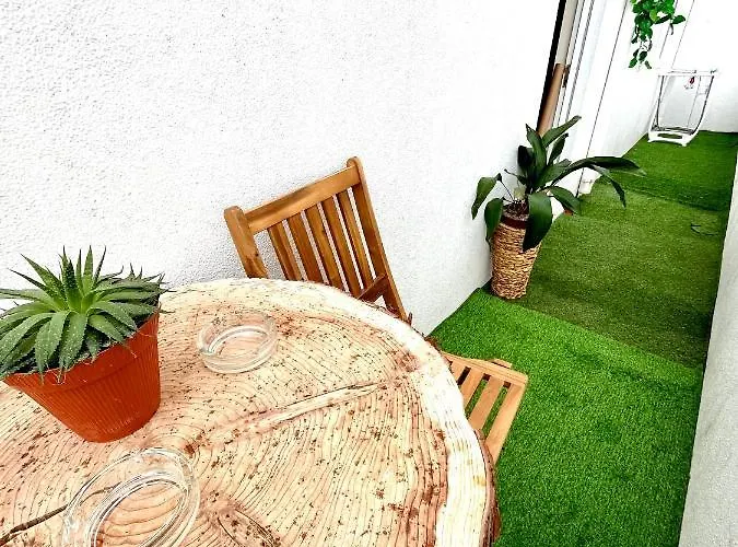 Lc-house ゲストハウス *