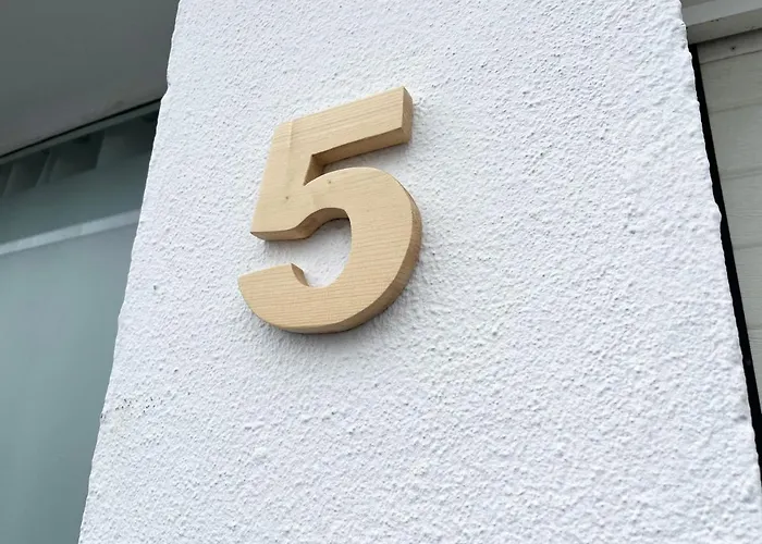 Lc-house Pensjonat Ponta Delgada