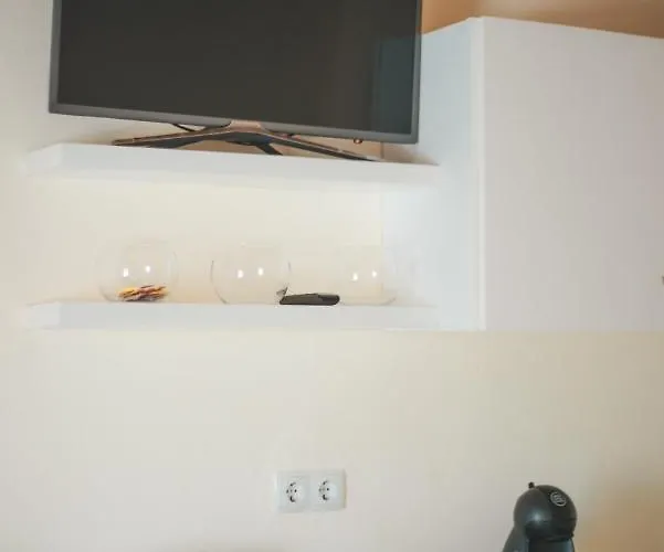 Lc-house ゲストハウス *